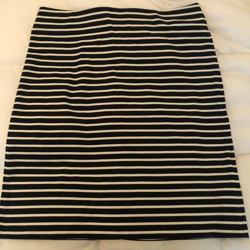 Old Navy Pencil Skirt